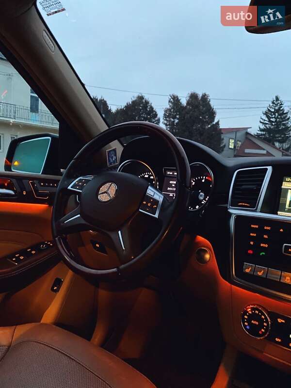 Внедорожник / Кроссовер Mercedes-Benz M-Class 2012 в Черновцах фото 14 Внедорожник / Кроссовер Mercedes-Benz M-Class 2012 в Черновцах