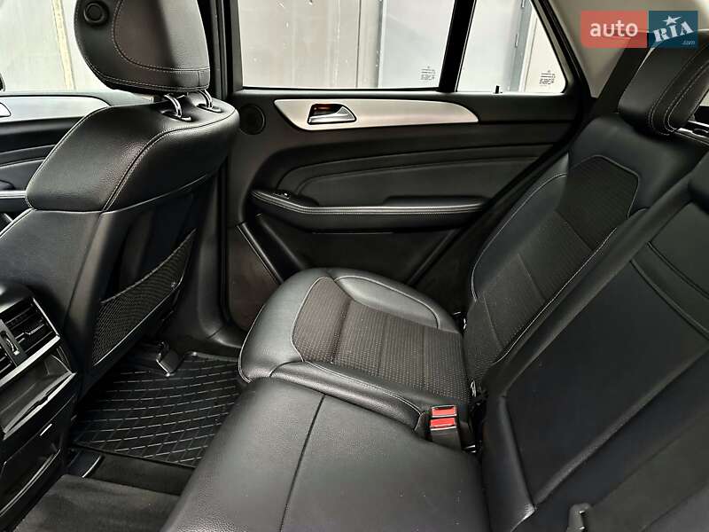 Позашляховик / Кросовер Mercedes-Benz M-Class 2012 в Києві фото 40 Позашляховик / Кросовер Mercedes-Benz M-Class 2012 в Києві