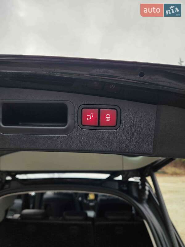 Позашляховик / Кросовер Mercedes-Benz M-Class 2009 в Хмельницькому