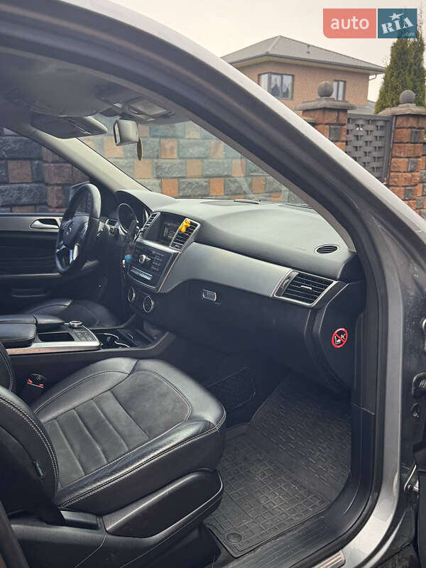 Внедорожник / Кроссовер Mercedes-Benz M-Class 2013 в Луцке фото 32 Внедорожник / Кроссовер Mercedes-Benz M-Class 2013 в Луцке