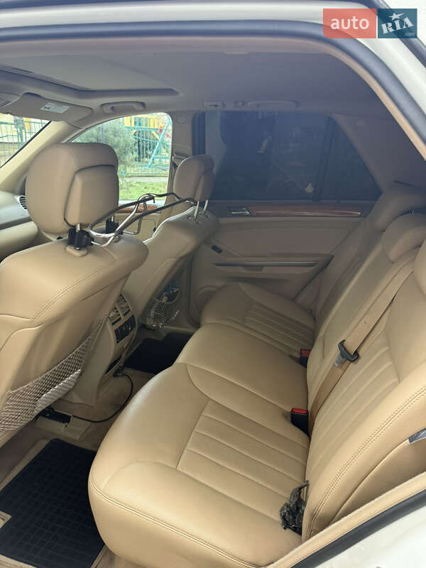 Внедорожник / Кроссовер Mercedes-Benz M-Class 2008 в Ивано-Франковске