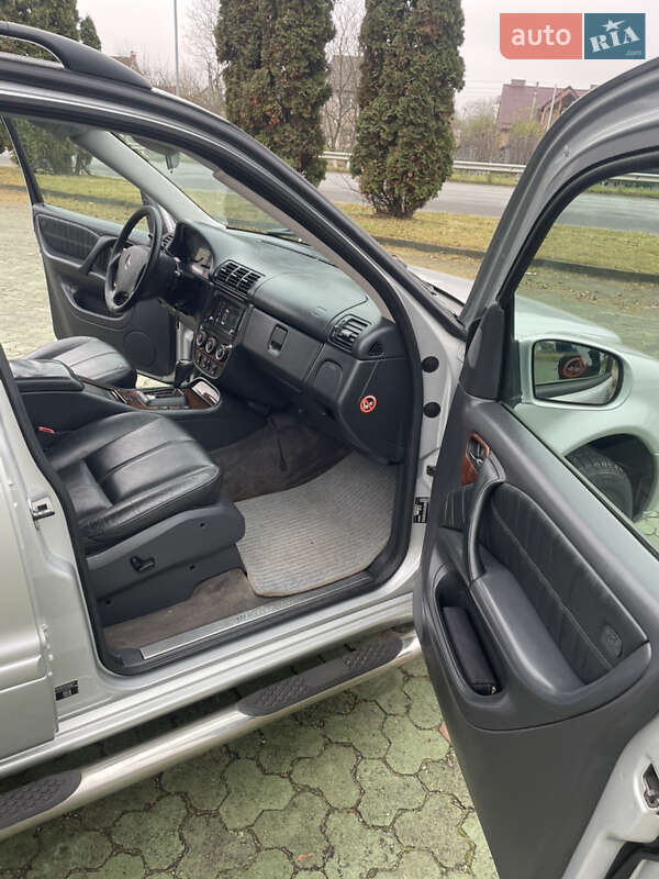 Внедорожник / Кроссовер Mercedes-Benz M-Class 2003 в Дубно