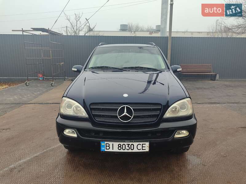 Внедорожник / Кроссовер Mercedes-Benz M-Class 2005 в Котельве