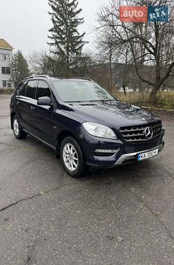 Позашляховик / Кросовер Mercedes-Benz M-Class 2012 в Рокитному