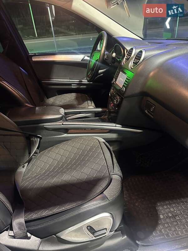 Внедорожник / Кроссовер Mercedes-Benz M-Class 2006 в Виннице