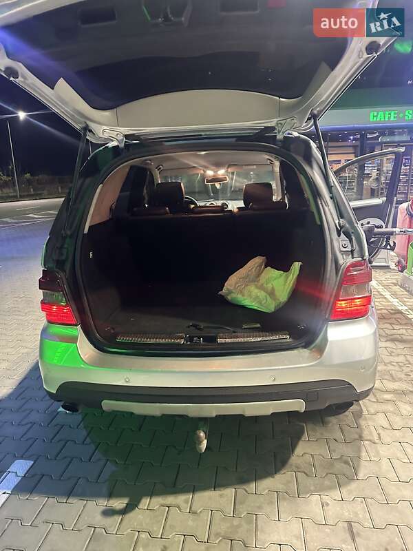 Внедорожник / Кроссовер Mercedes-Benz M-Class 2006 в Виннице