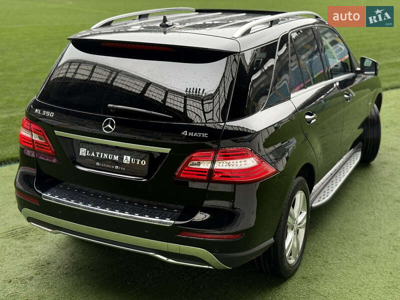 Позашляховик / Кросовер Mercedes-Benz M-Class 2012 в Одесі