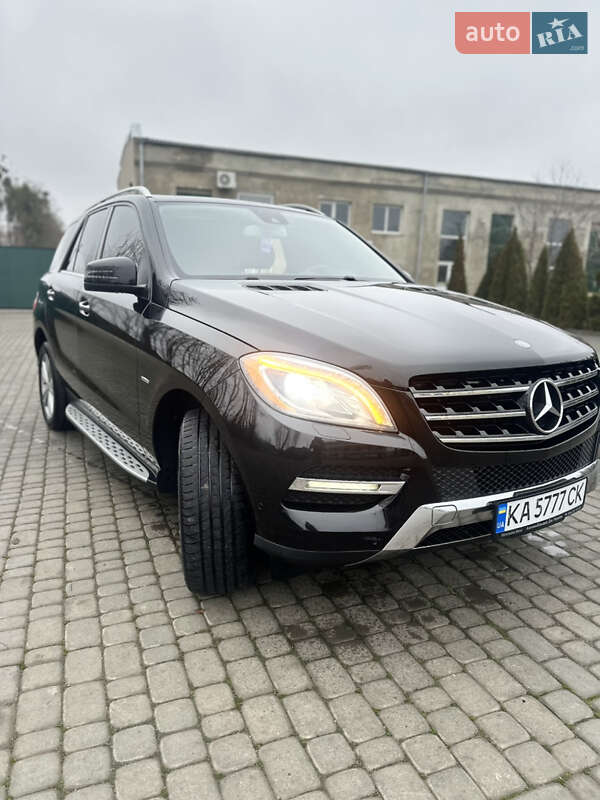 Внедорожник / Кроссовер Mercedes-Benz M-Class 2012 в Ильинцах