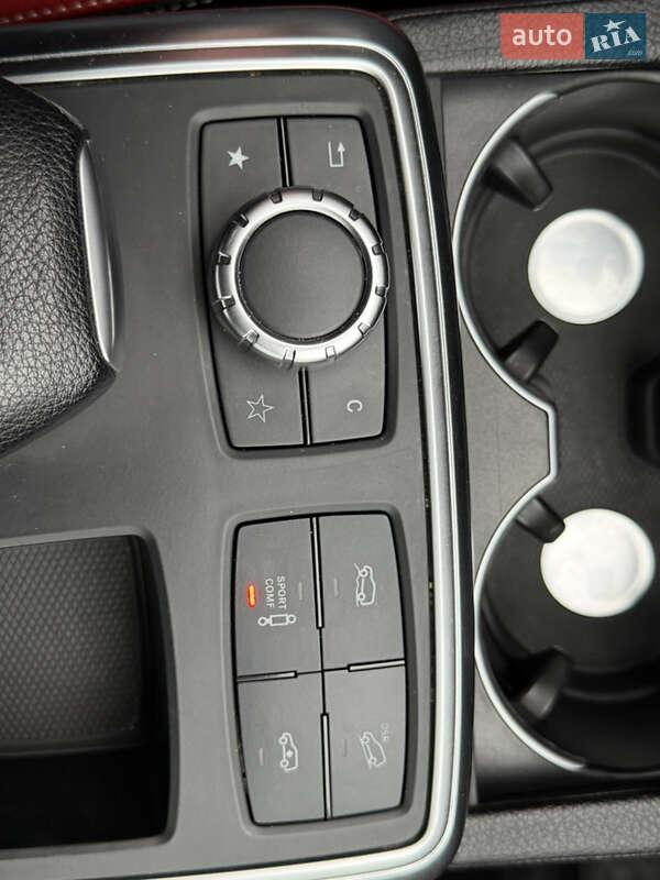 Позашляховик / Кросовер Mercedes-Benz M-Class 2013 в Києві