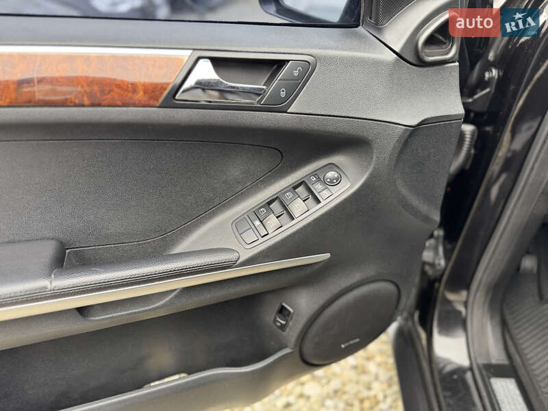 Позашляховик / Кросовер Mercedes-Benz M-Class 2007 в Івано-Франківську фото 17 Позашляховик / Кросовер Mercedes-Benz M-Class 2007 в Івано-Франківську