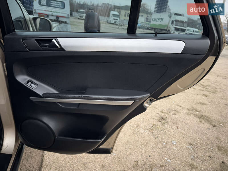 Внедорожник / Кроссовер Mercedes-Benz M-Class 2006 в Кропивницком