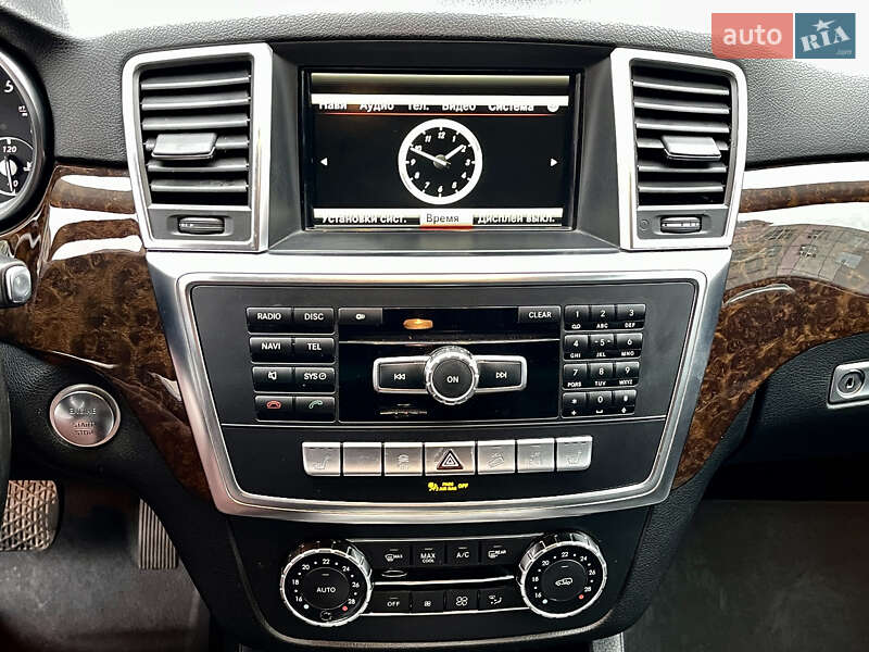 Внедорожник / Кроссовер Mercedes-Benz M-Class 2013 в Киеве