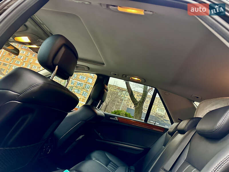Позашляховик / Кросовер Mercedes-Benz M-Class 2008 в Одесі