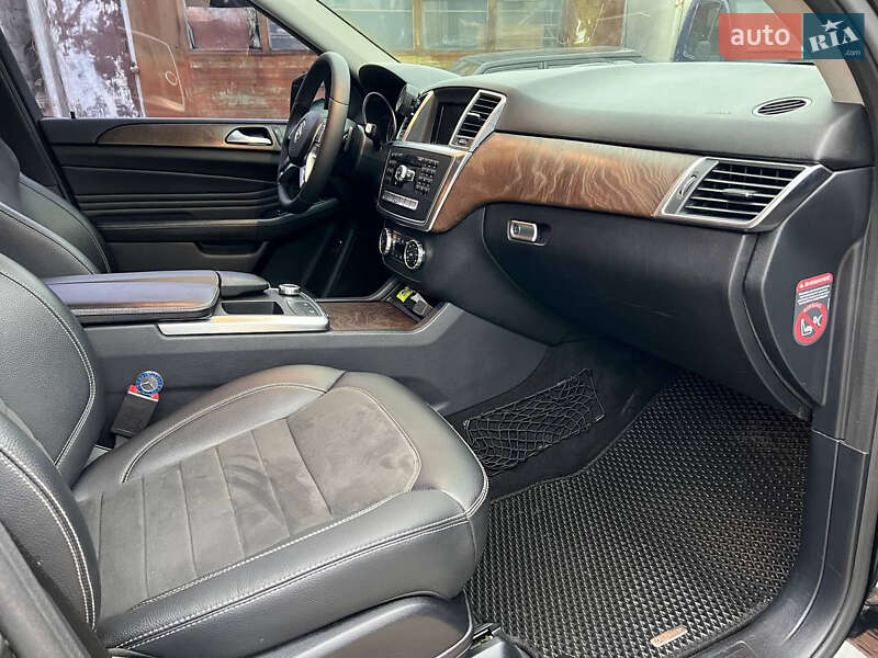 Позашляховик / Кросовер Mercedes-Benz M-Class 2015 в Харкові фото 12 Позашляховик / Кросовер Mercedes-Benz M-Class 2015 в Харкові