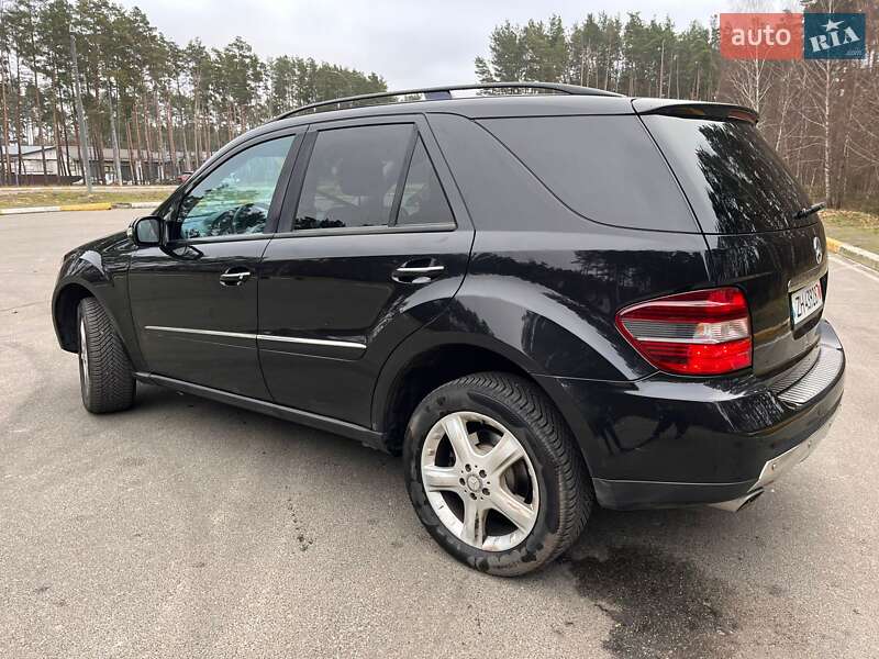 Внедорожник / Кроссовер Mercedes-Benz M-Class 2008 в Ирпене