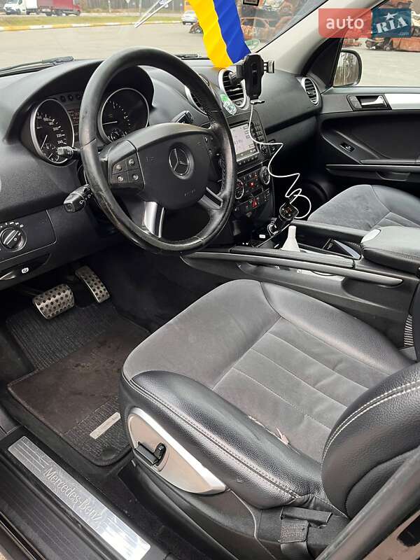 Внедорожник / Кроссовер Mercedes-Benz M-Class 2008 в Ирпене