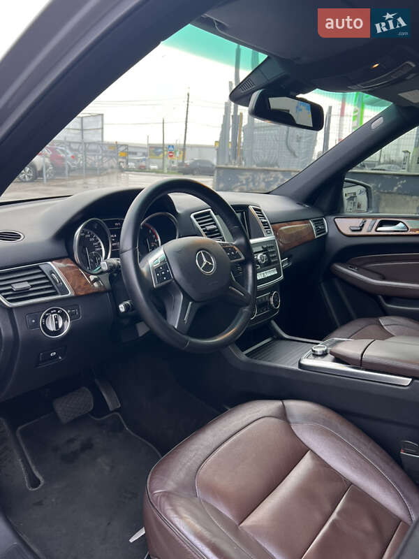 Внедорожник / Кроссовер Mercedes-Benz M-Class 2012 в Белой Церкви фото 22 Внедорожник / Кроссовер Mercedes-Benz M-Class 2012 в Белой Церкви