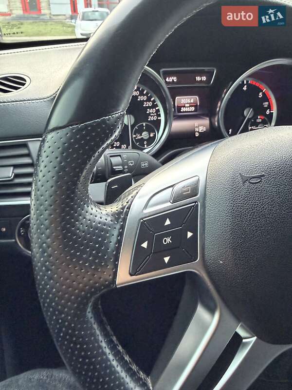 Внедорожник / Кроссовер Mercedes-Benz M-Class 2013 в Днепре фото 31 Внедорожник / Кроссовер Mercedes-Benz M-Class 2013 в Днепре