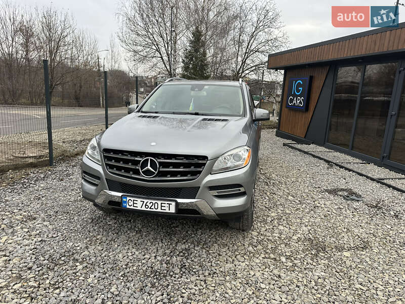 Внедорожник / Кроссовер Mercedes-Benz M-Class 2014 в Черновцах