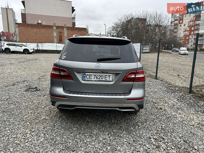Внедорожник / Кроссовер Mercedes-Benz M-Class 2014 в Черновцах