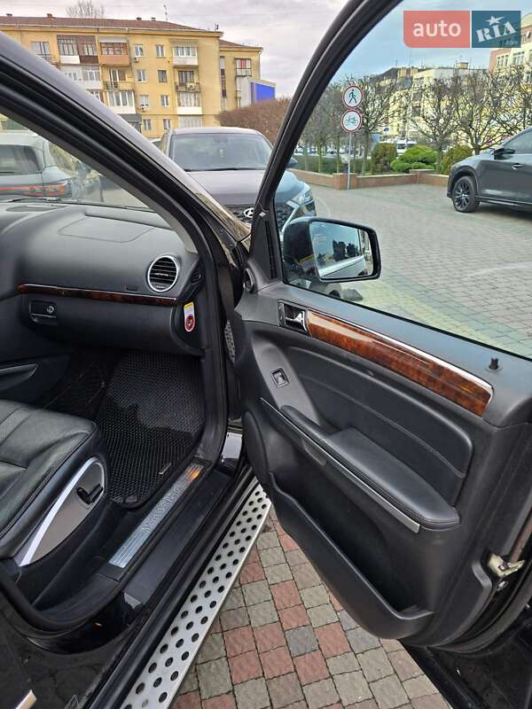 Внедорожник / Кроссовер Mercedes-Benz M-Class 2011 в Ивано-Франковске
