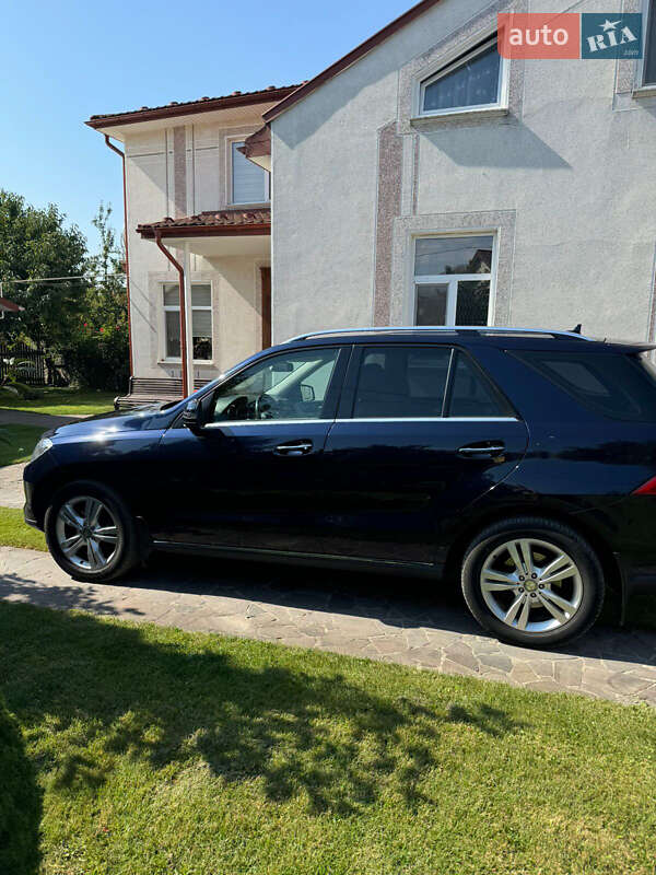 Внедорожник / Кроссовер Mercedes-Benz M-Class 2014 в Бродах