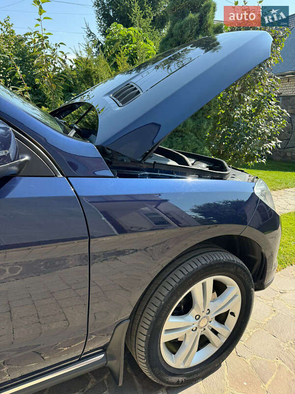 Внедорожник / Кроссовер Mercedes-Benz M-Class 2014 в Бродах