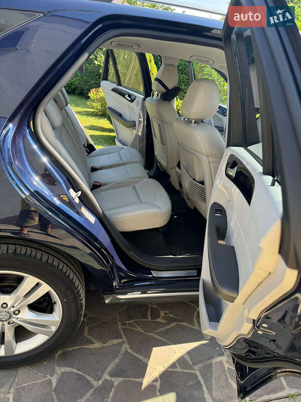 Внедорожник / Кроссовер Mercedes-Benz M-Class 2014 в Бродах