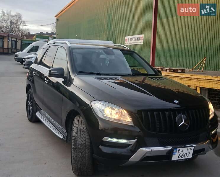 Внедорожник / Кроссовер Mercedes-Benz M-Class 2012 в Хмельницком