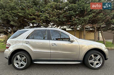 Позашляховик / Кросовер Mercedes-Benz M-Class 2008 в Одесі