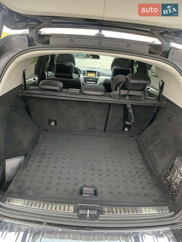 Внедорожник / Кроссовер Mercedes-Benz M-Class 2011 в Днепре фото 12 Внедорожник / Кроссовер Mercedes-Benz M-Class 2011 в Днепре