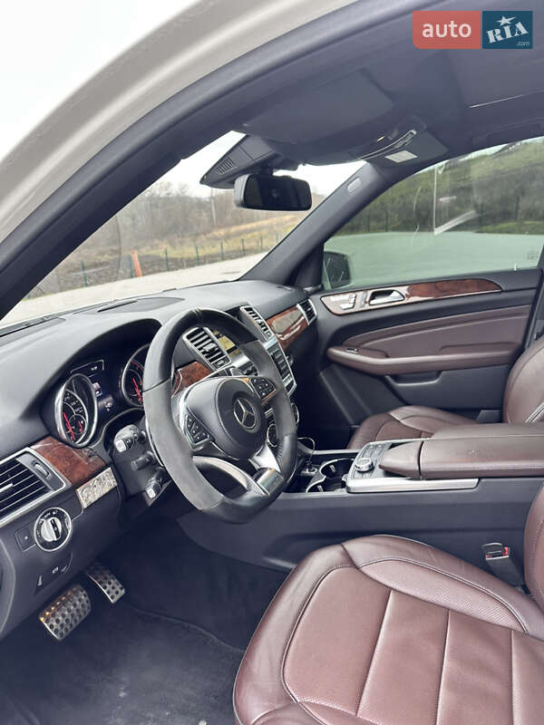 Внедорожник / Кроссовер Mercedes-Benz M-Class 2012 в Черновцах