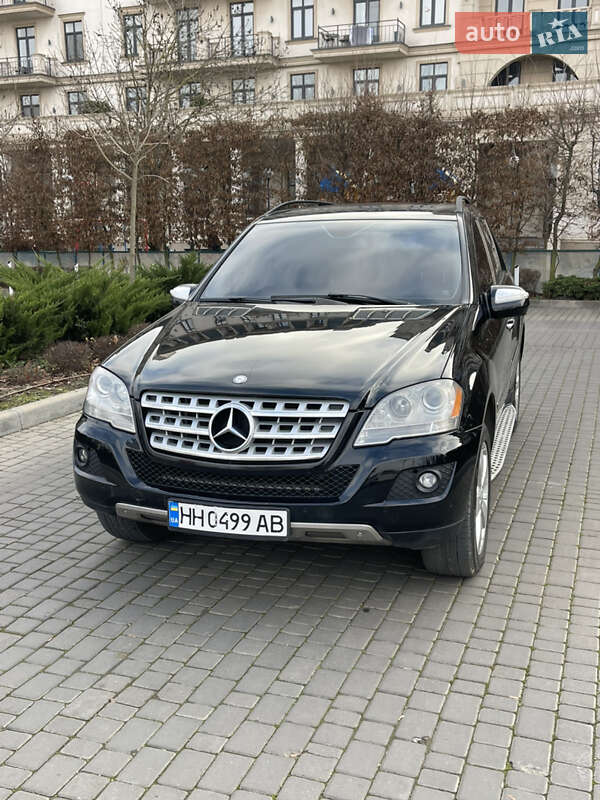 Внедорожник / Кроссовер Mercedes-Benz M-Class 2008 в Одессе
