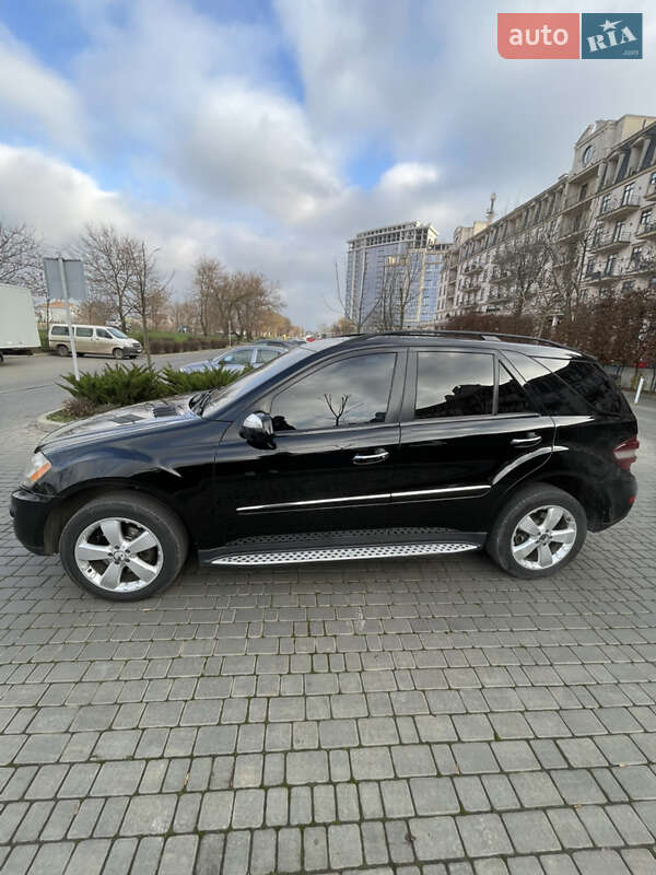 Внедорожник / Кроссовер Mercedes-Benz M-Class 2008 в Одессе