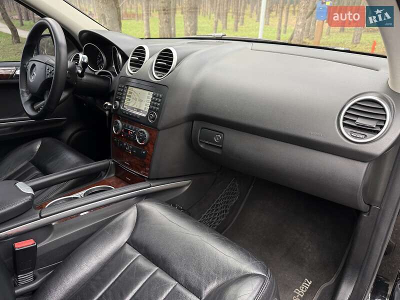 Внедорожник / Кроссовер Mercedes-Benz M-Class 2008 в Киеве