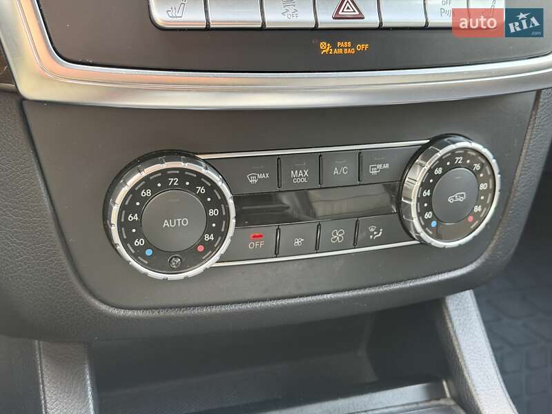 Внедорожник / Кроссовер Mercedes-Benz M-Class 2015 в Луцке