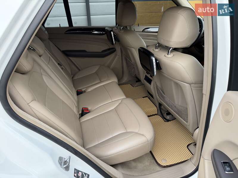 Позашляховик / Кросовер Mercedes-Benz M-Class 2011 в Білій Церкві