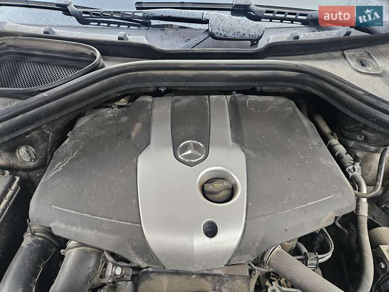 Внедорожник / Кроссовер Mercedes-Benz M-Class 2013 в Тернополе фото 32 Внедорожник / Кроссовер Mercedes-Benz M-Class 2013 в Тернополе