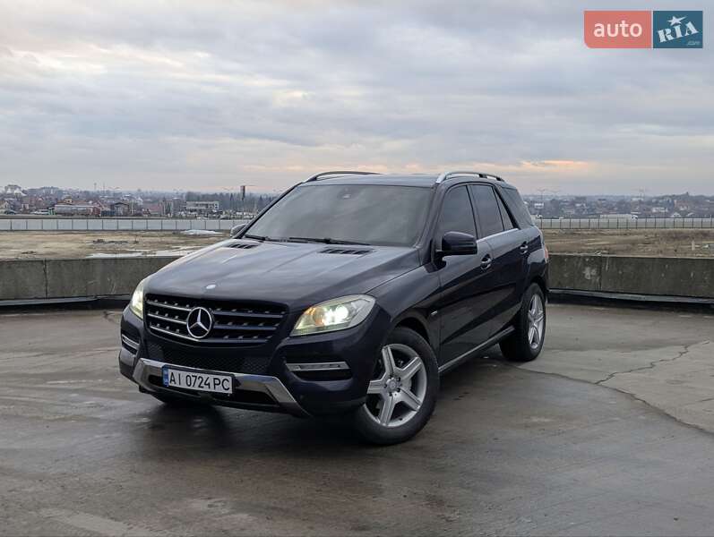 Позашляховик / Кросовер Mercedes-Benz M-Class 2012 в Львові