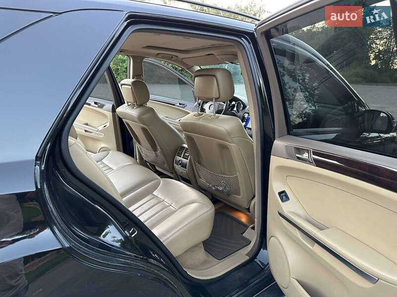 Внедорожник / Кроссовер Mercedes-Benz M-Class 2006 в Старом Самборе