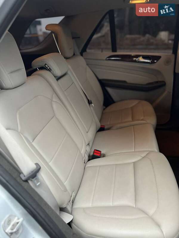 Внедорожник / Кроссовер Mercedes-Benz M-Class 2012 в Самборе