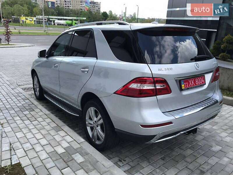 Внедорожник / Кроссовер Mercedes-Benz M-Class 2012 в Самборе