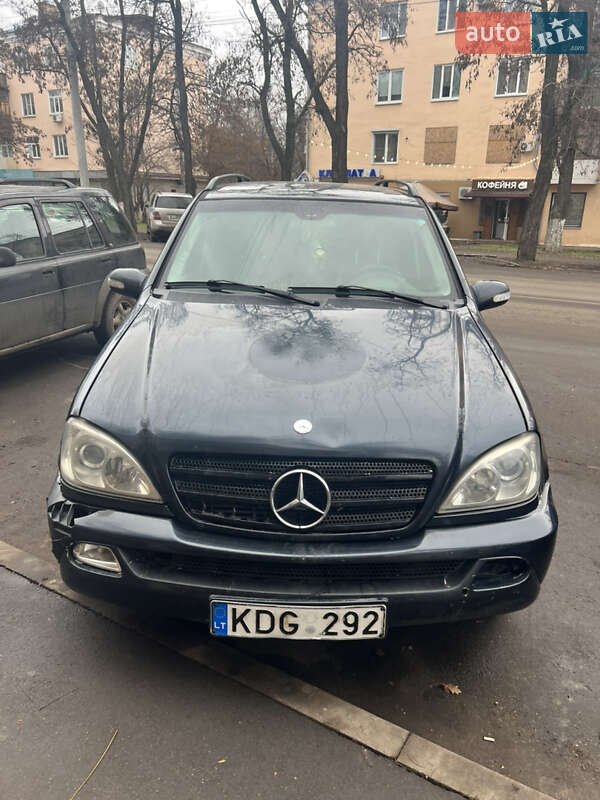 Внедорожник / Кроссовер Mercedes-Benz M-Class 2002 в Краматорске