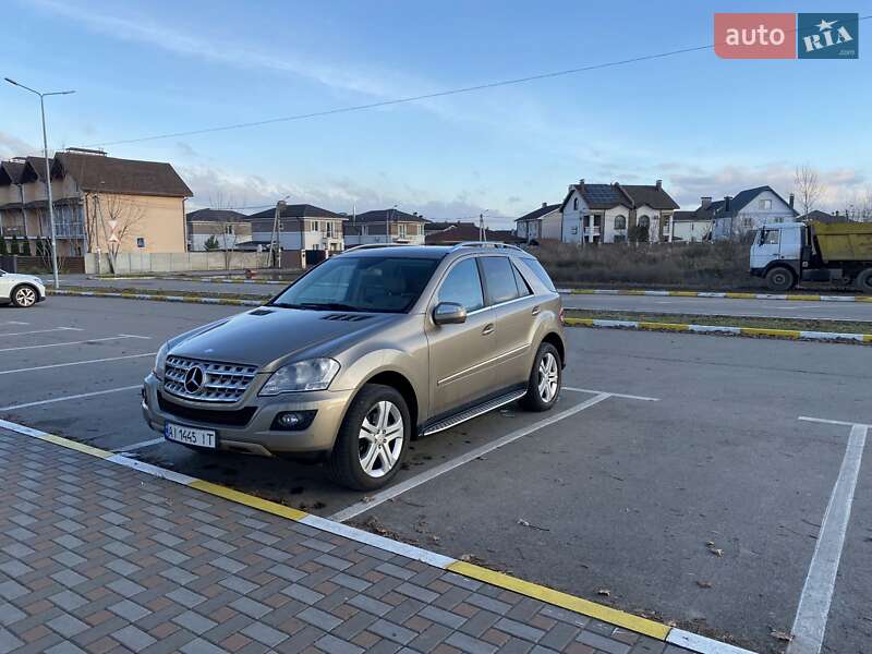 Внедорожник / Кроссовер Mercedes-Benz M-Class 2009 в Петропавловской Борщаговке фото 7 Внедорожник / Кроссовер Mercedes-Benz M-Class 2009 в Петропавловской Борщаговке