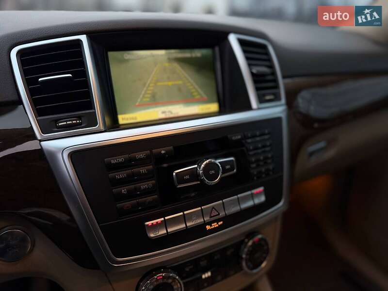 Позашляховик / Кросовер Mercedes-Benz M-Class 2012 в Дніпрі фото 18 Позашляховик / Кросовер Mercedes-Benz M-Class 2012 в Дніпрі