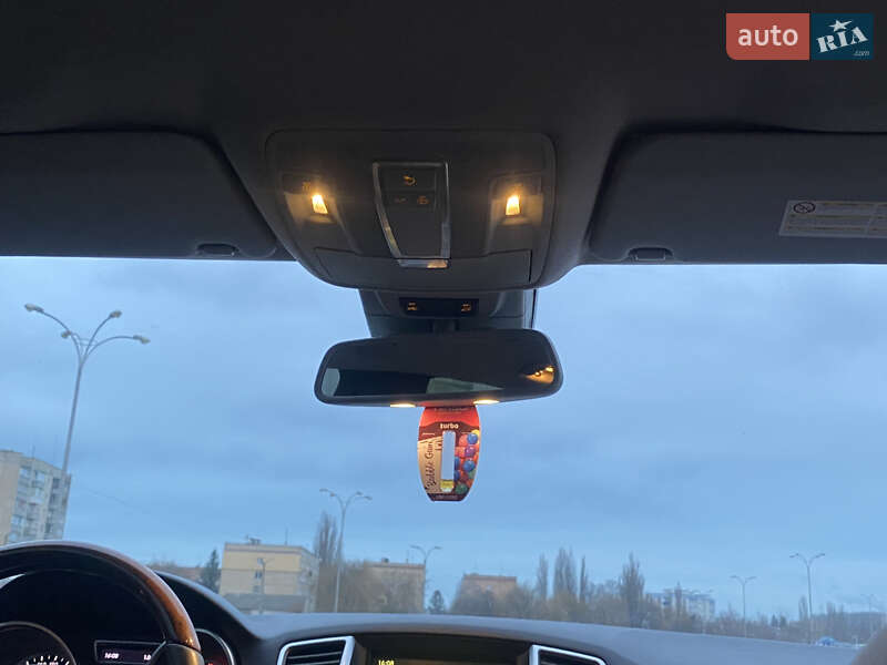 Внедорожник / Кроссовер Mercedes-Benz M-Class 2012 в Каменец-Подольском