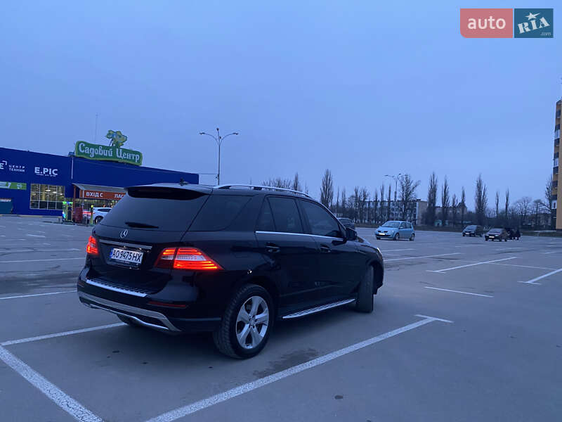 Внедорожник / Кроссовер Mercedes-Benz M-Class 2012 в Каменец-Подольском