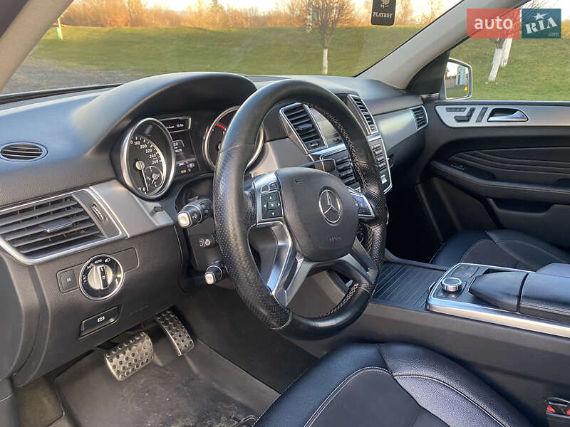 Внедорожник / Кроссовер Mercedes-Benz M-Class 2013 в Ужгороде