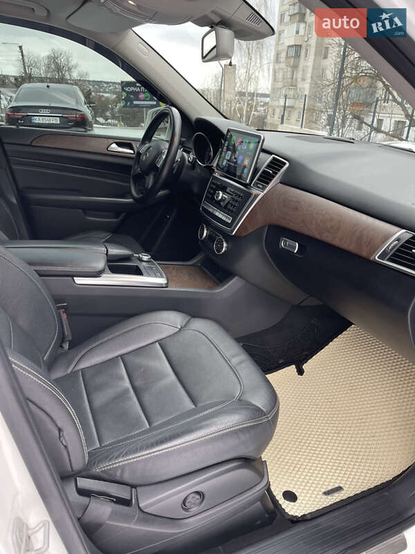 Позашляховик / Кросовер Mercedes-Benz M-Class 2014 в Фастові