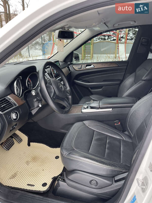 Позашляховик / Кросовер Mercedes-Benz M-Class 2014 в Фастові